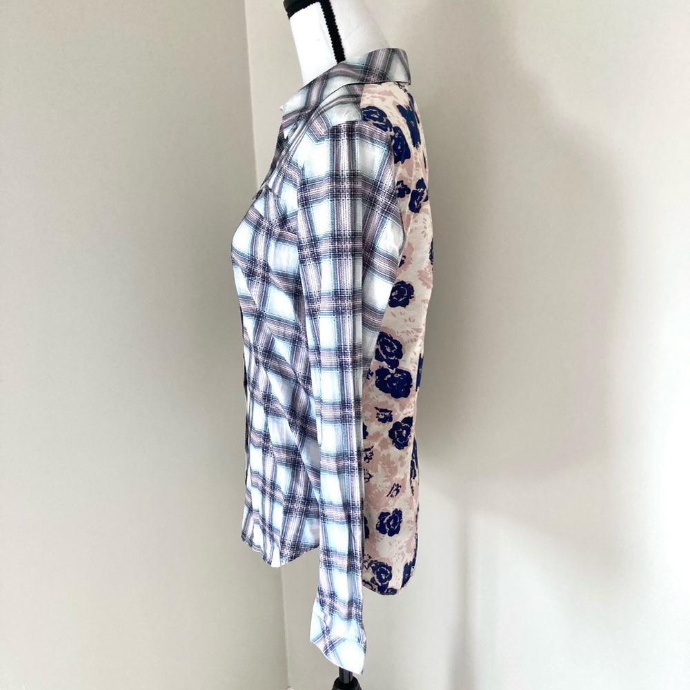 Cabi Floral Festival Plaid Button Down Top Size M - Picture 8 of 10